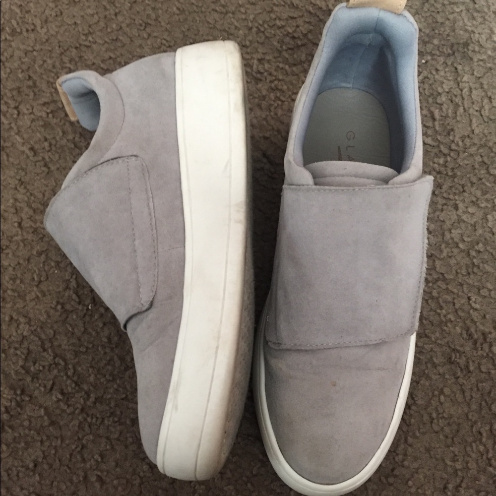 Glaze suede slip on shoes💕
